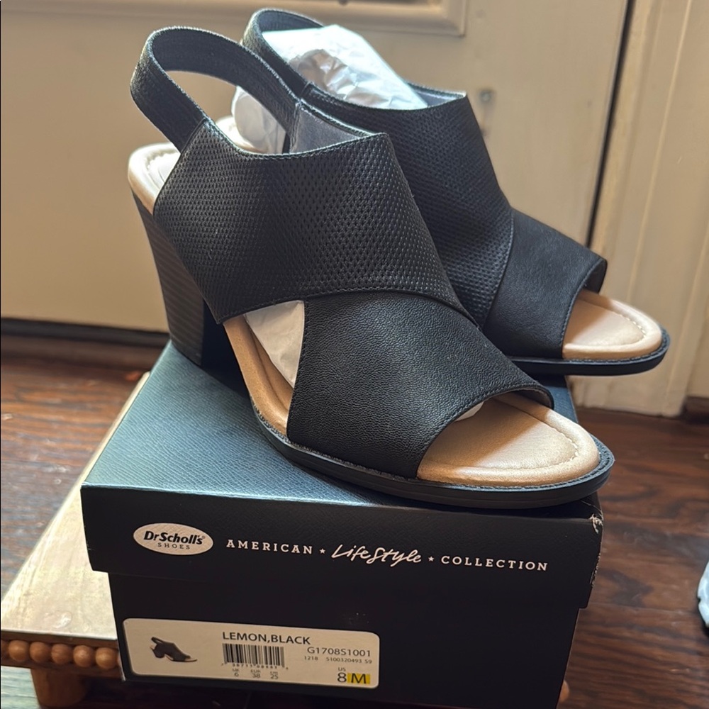 Dr. Scholl's Black Wedge Shoes with Cushioned Insole